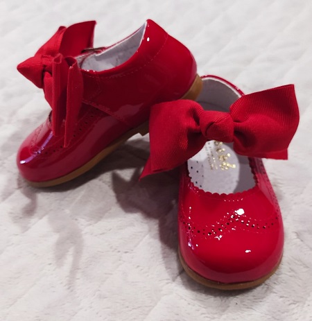 Zapato charol rojo niña con lazo extraíble - Imagen 4